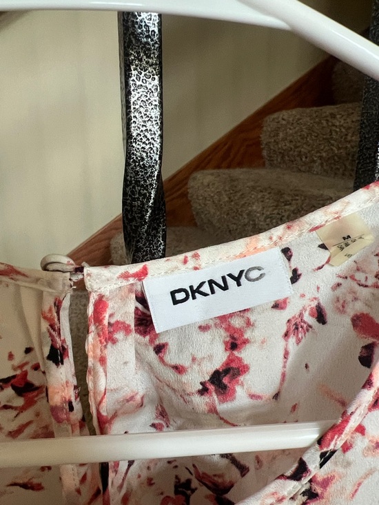 DKNY White Floral-Print Sleeveless Camisole with Pink Accents - Picture 2 of 6